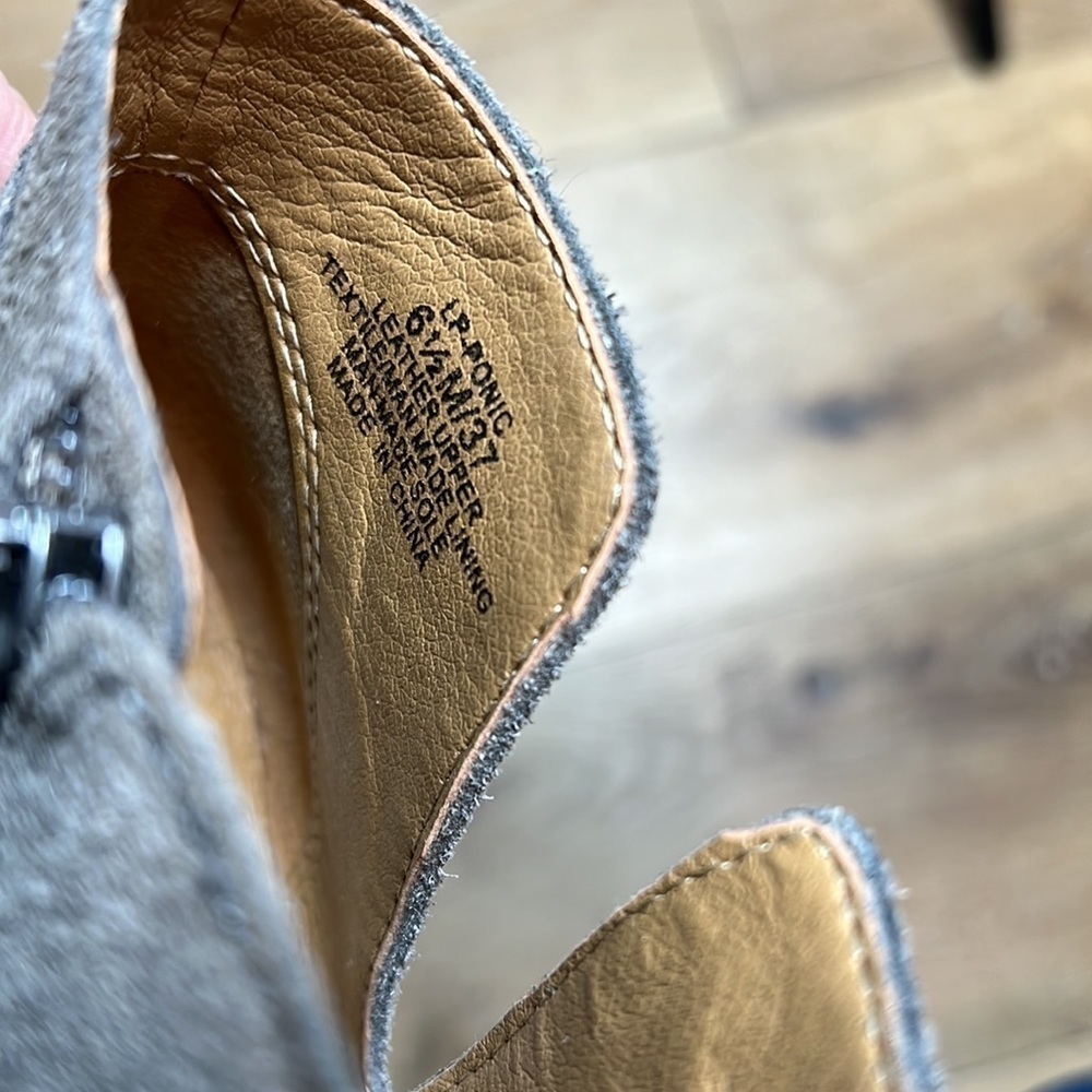 Lucky Brand Ponic Gray Suede Ankle Boots Size 6.5M - Picture 8 of 8